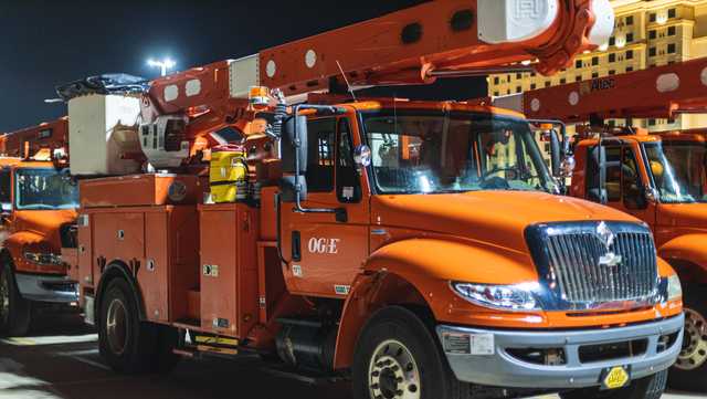 Thousands without power as severe storms move across Oklahoma - Vimarsana News
