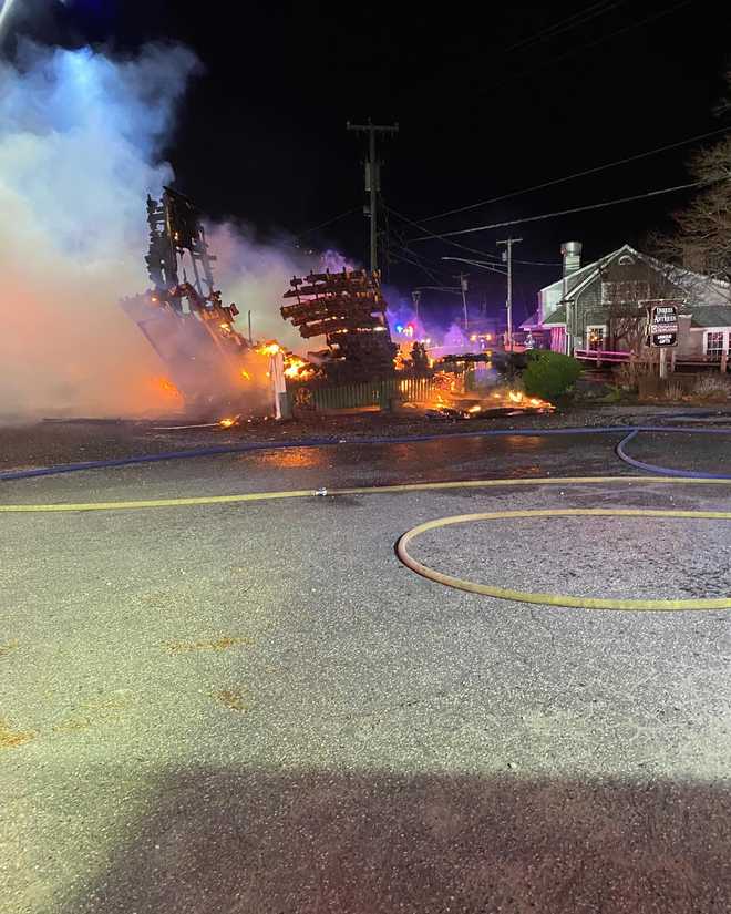 Crews battle large fire near Perkins Cove in Ogunquit