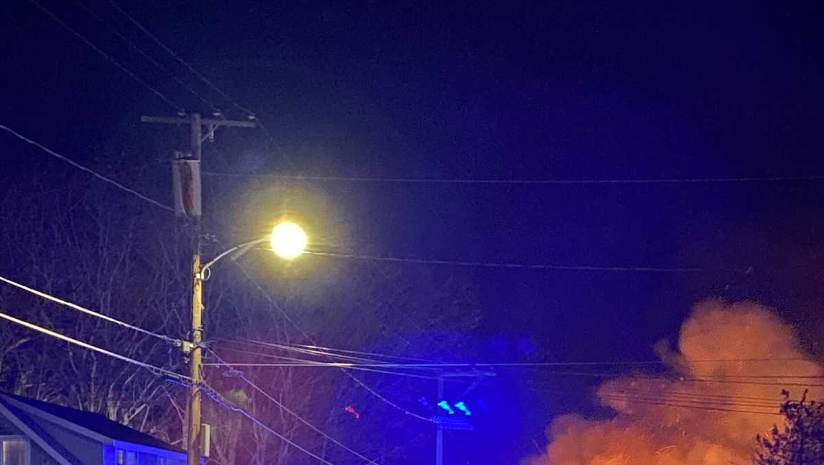 Crews battle large fire near Perkins Cove in Ogunquit