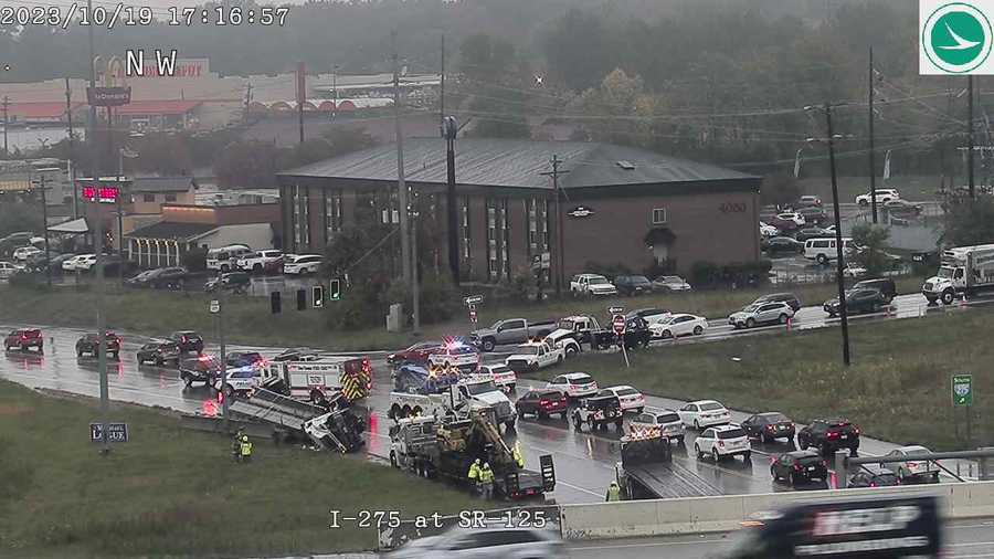 Crash closes SR125 by I275 in Union Township