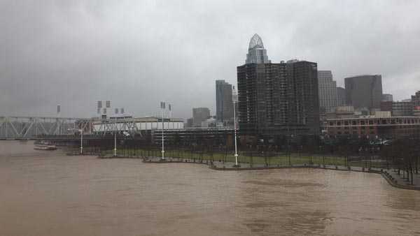 How High Will Floodwaters Rise Ohio River To Crest Tuesday Night   Ohio River Levels 1550002111 