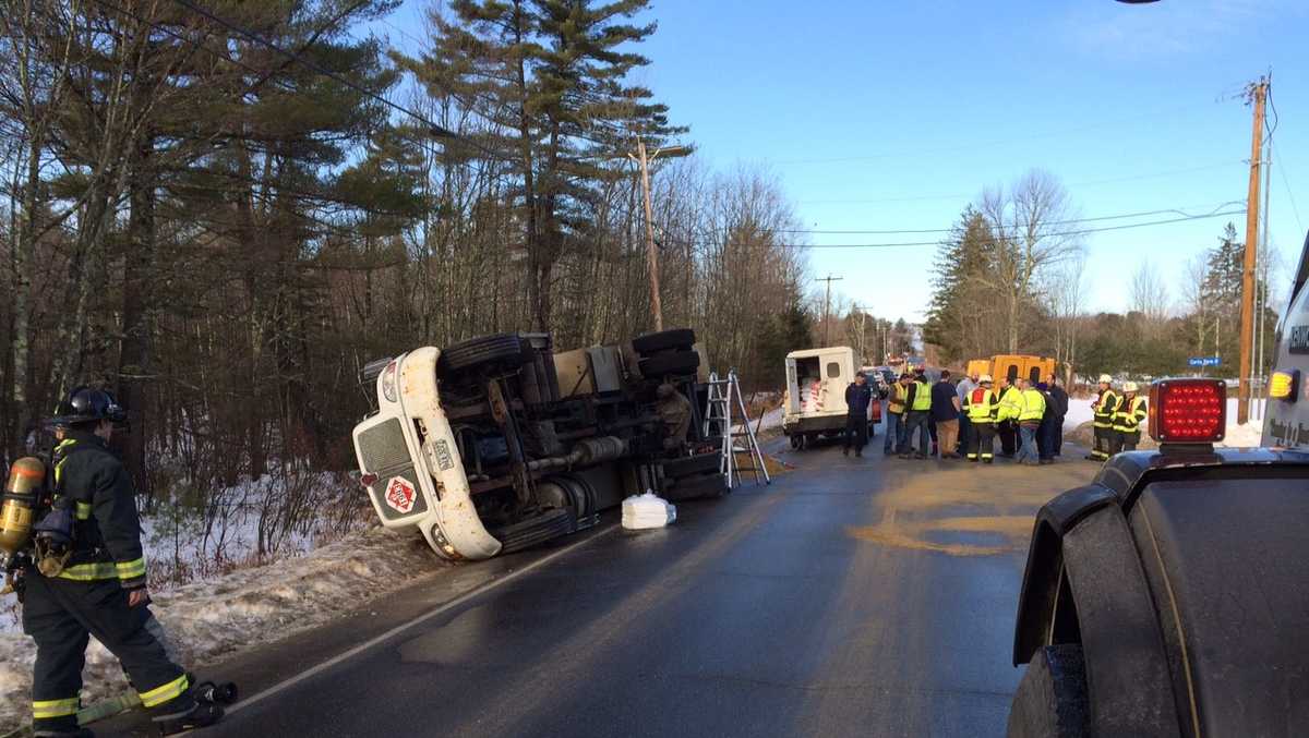 Route 22 in Buxton reopens after oil truck rollover