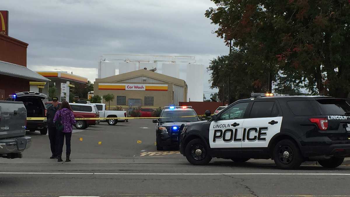 Officer shoots, kills man McDonald's parking lot in Lincoln