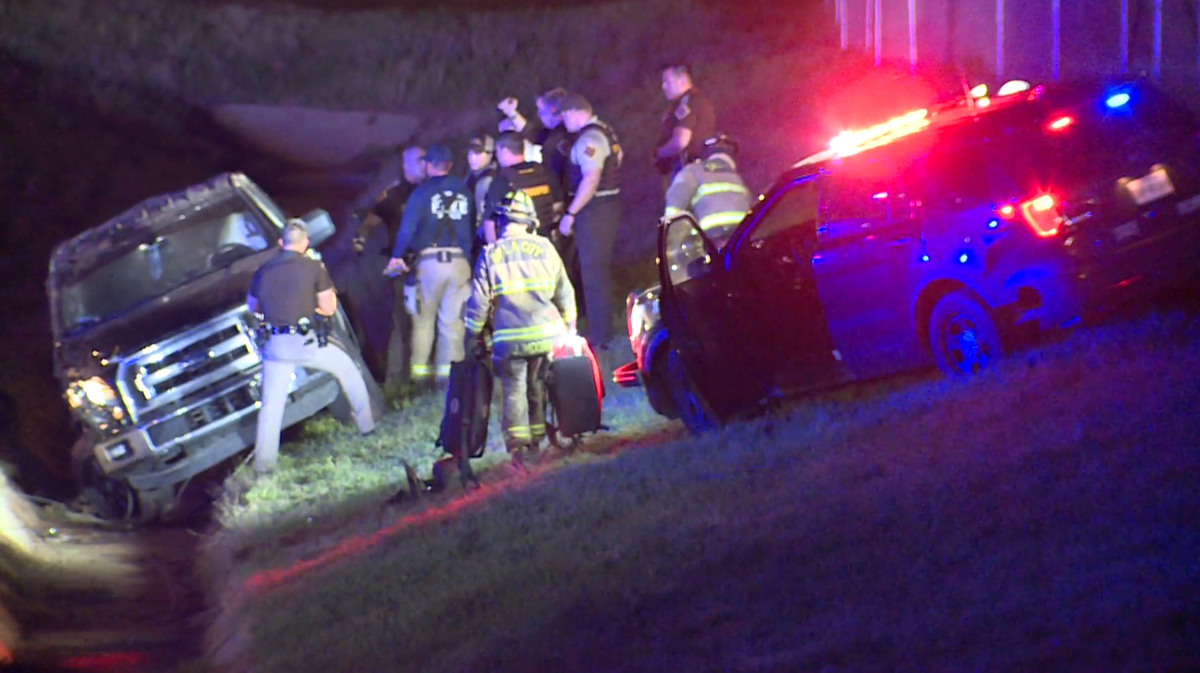 Oklahoma City Police Ohp Troopers Respond To Crash On I 35