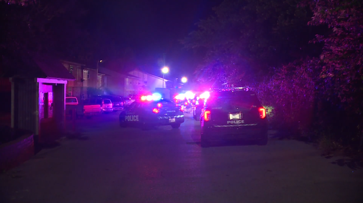 Man shot in leg at Oklahoma City metro apartment complex