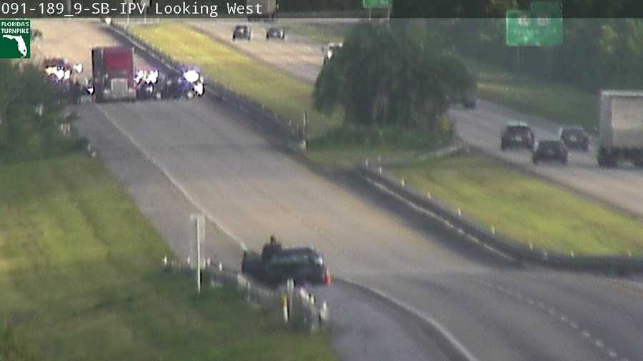 Deadly crash closes part of the Turnpike in Okeechobee County