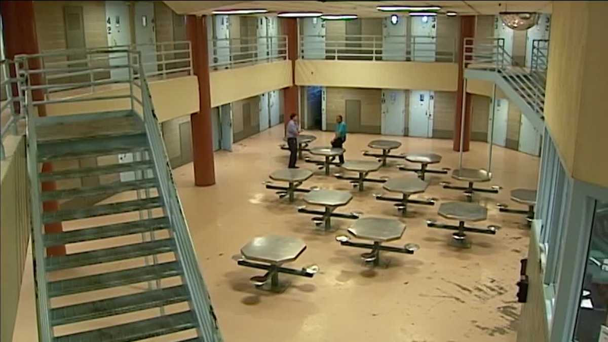 Former Oklahoma County jailer says 'we need a better jail' out after