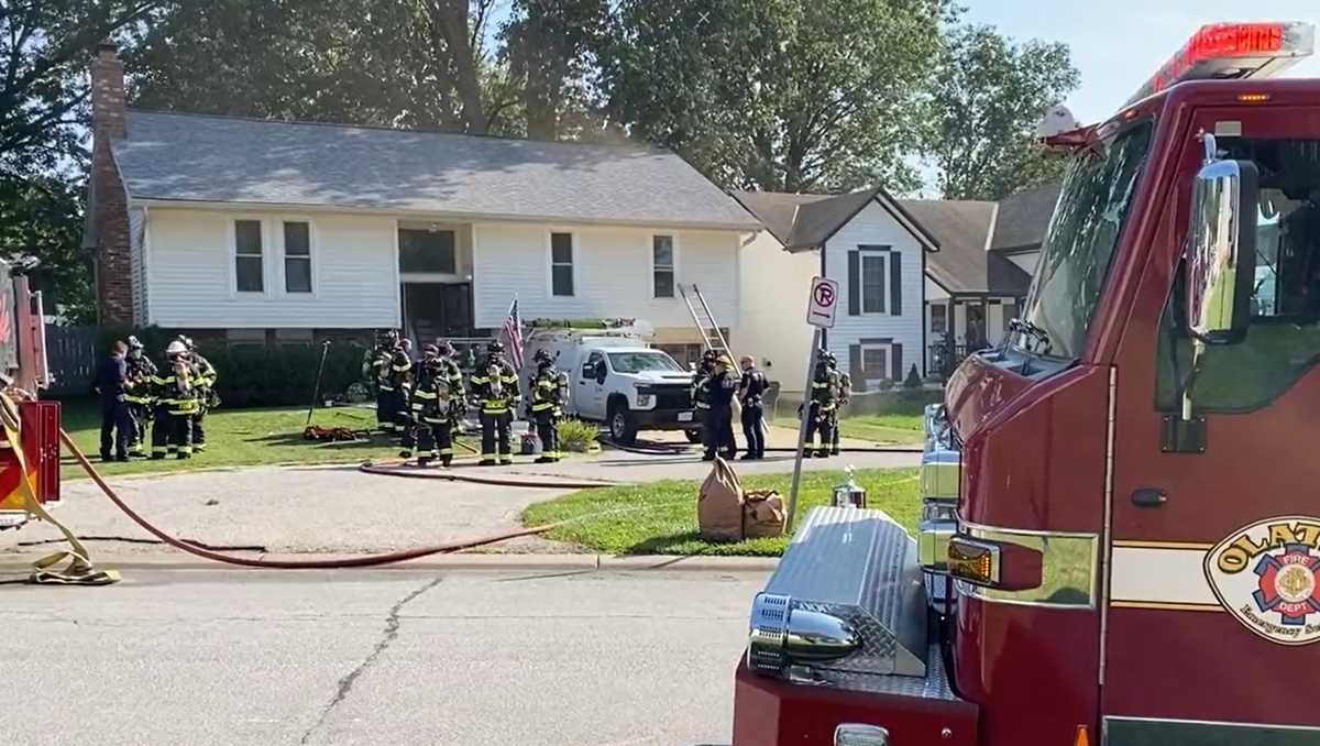 One hospitalized following kitchen fire in Olathe home