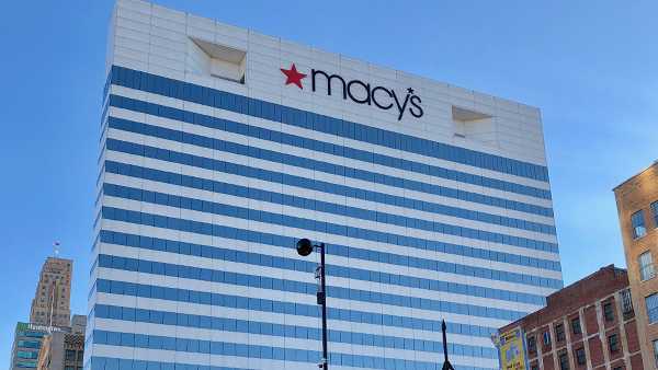 Macy's sign removed from former Cincinnati headquarters