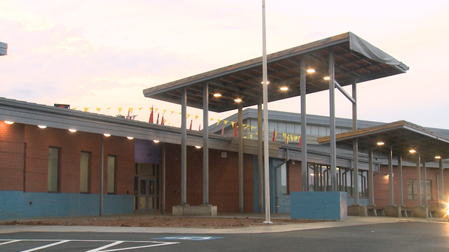 Hundreds of Mount Washington elementary students start 2023 in brand new school - Vimarsana News