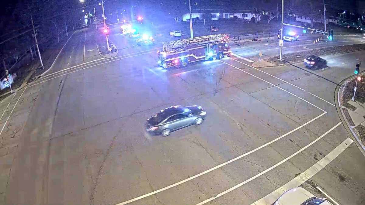 Overland Park police say 75yearold woman died in crash Monday Flipboard