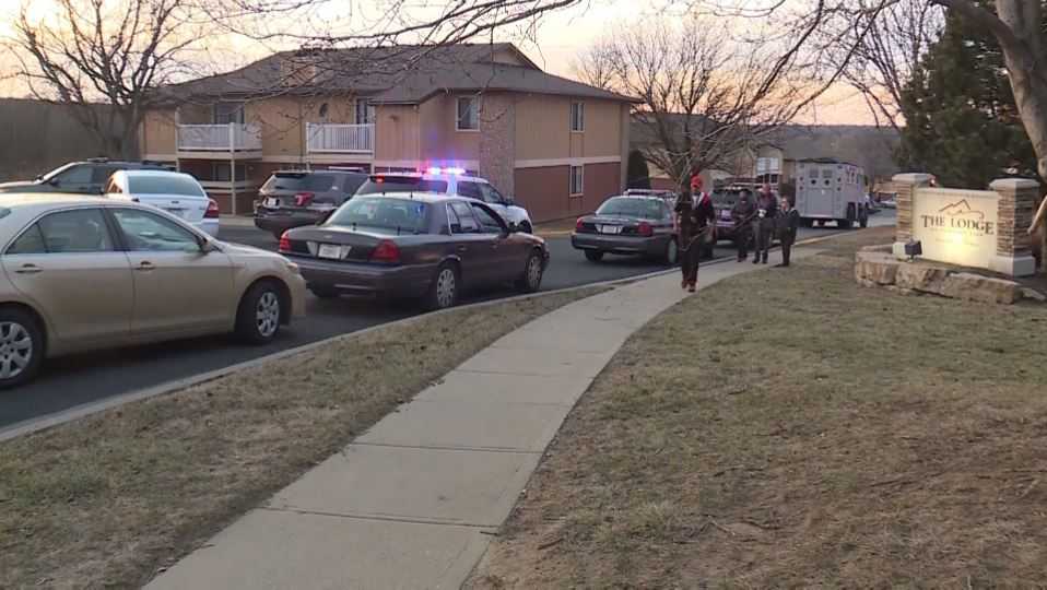Suspect in custody in fatal shooting at Overland Park apartment