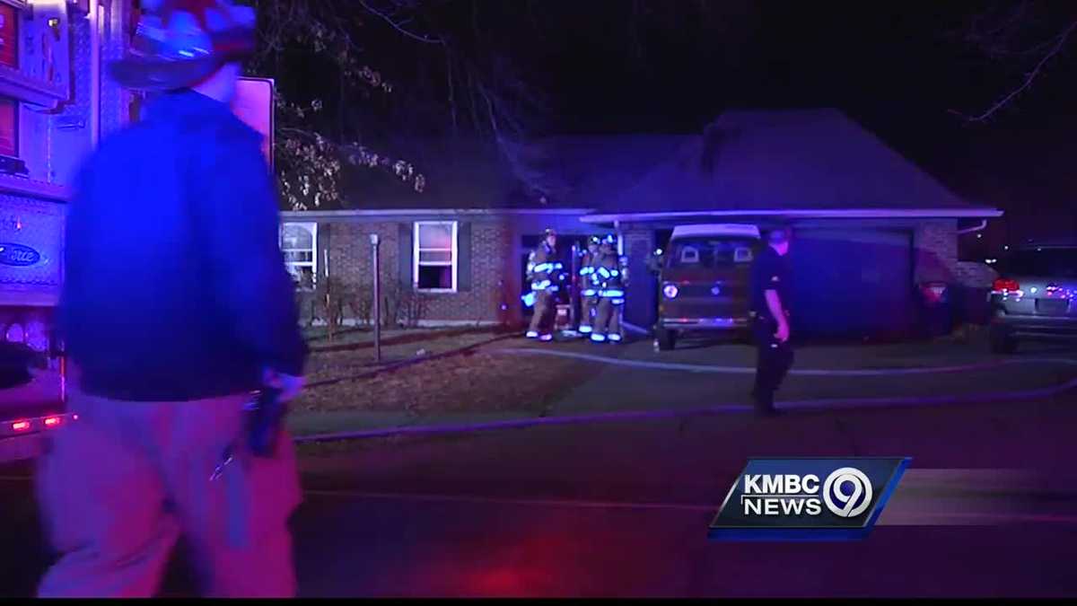 Overland Park house fire displaces family of 4