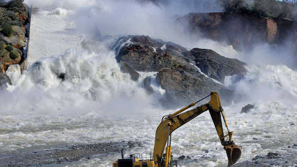 Oroville Dam: A story of catastrophe told through photos