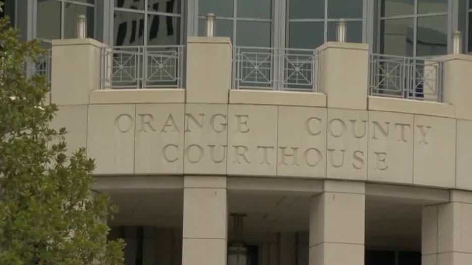 Florida janitor gets locked in holding cell for three days - Vimarsana News