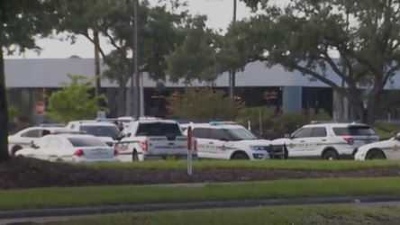 Man Hurt in Florida Mall Panic, but No Sign of Shooting, Police