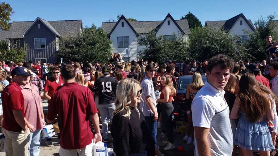 Party at Orchard Columbia apartment complex