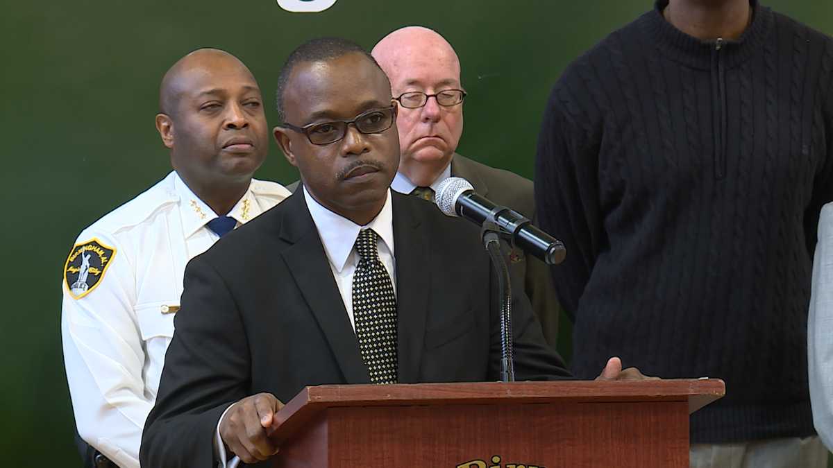 Orlando Wilson named interim chief of Birmingham PD after A.C. Roper retires