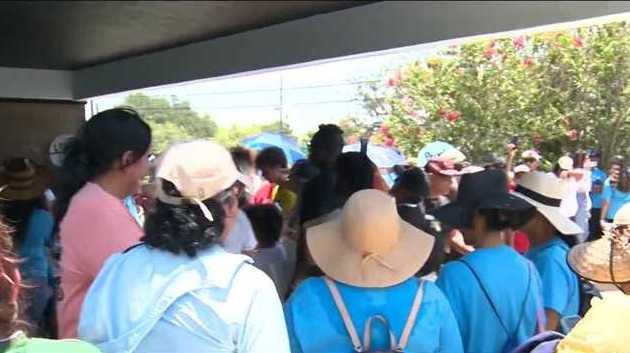 Immigrant advocates protest new Florida law in Orlando - Vimarsana News