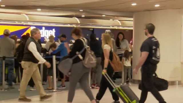 Travelers experiencing long wait times for rental cars in Orlando - Vimarsana News