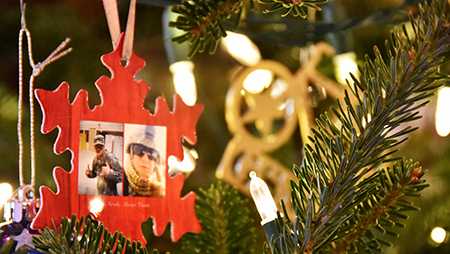 Donate an ornament to support troops this holiday - Vimarsana News