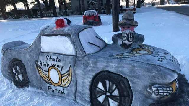 Ohio man builds snow creation of Ohio State Highway Patrol trooper, cruiser - Vimarsana News