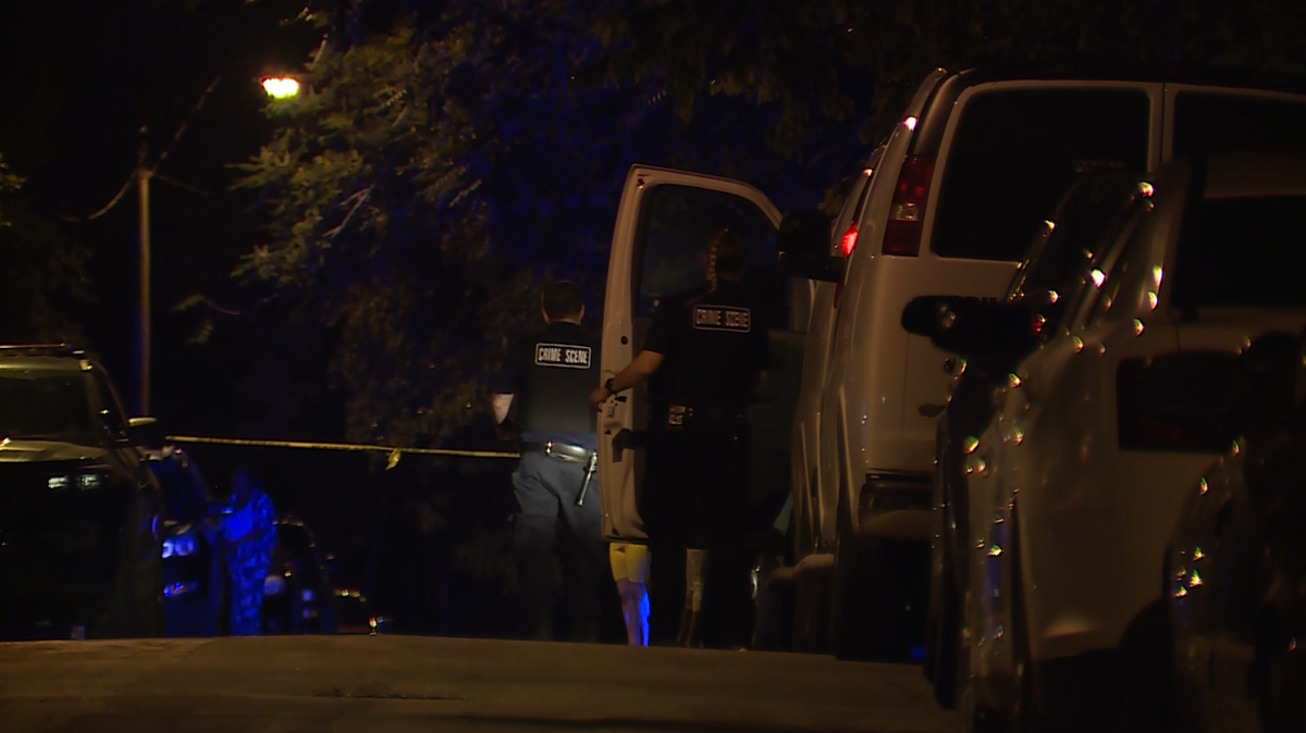 Kansas City police investigate two homicides overnight