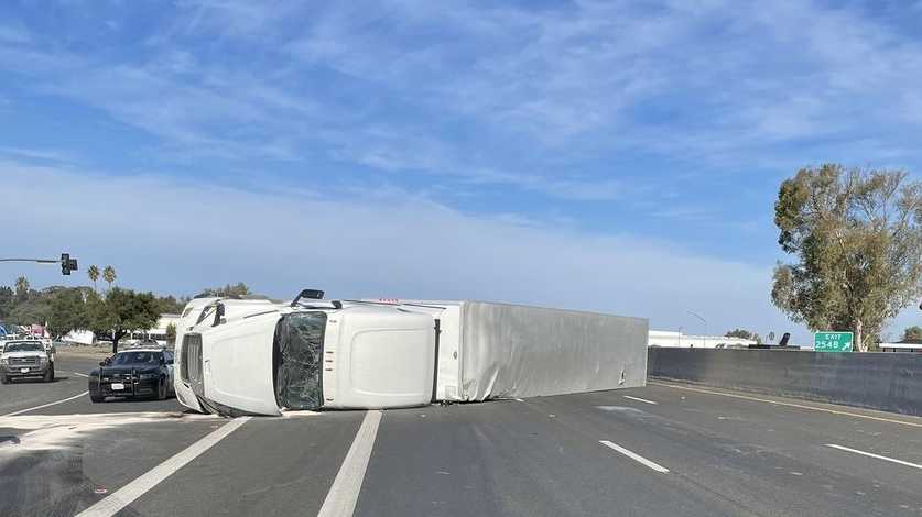 Southbound lanes of Highway 99 in Stockton reopen after big rig overturns