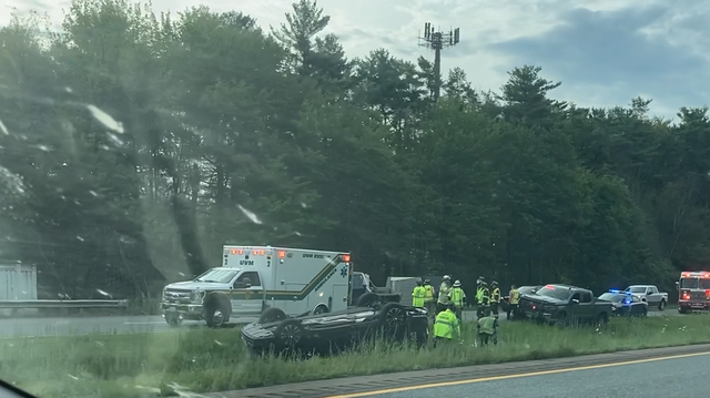 Overturned vehicle on I-89 backs up traffic - Vimarsana News