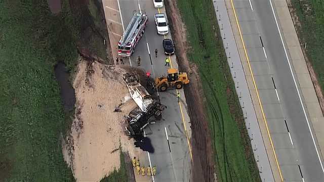 Traffic stalled on Kilpatrick Turnpike due to rollover crash - Vimarsana News