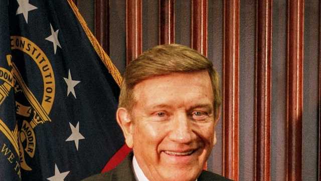 Savannah political leader, former Hollywood bodyguard dies at 90 - Vimarsana News