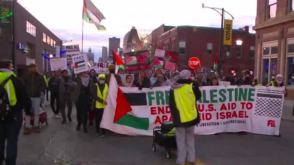 Palestine supporters march on the Iowa State Capitol