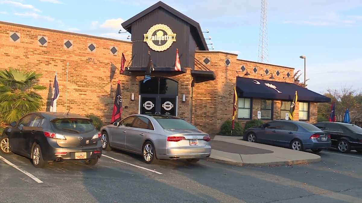 Upstate restaurant owner to stop showing NFL games because of National