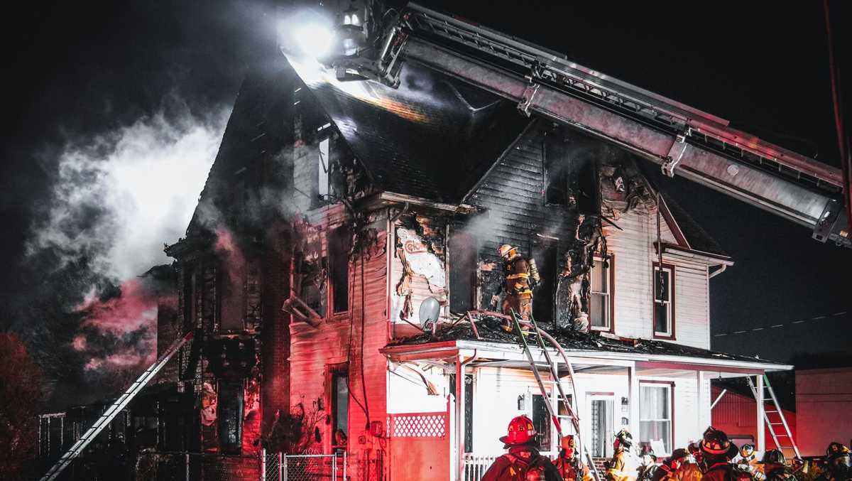 10 people displaced after fire destroys duplex in Lebanon County, Pa ...