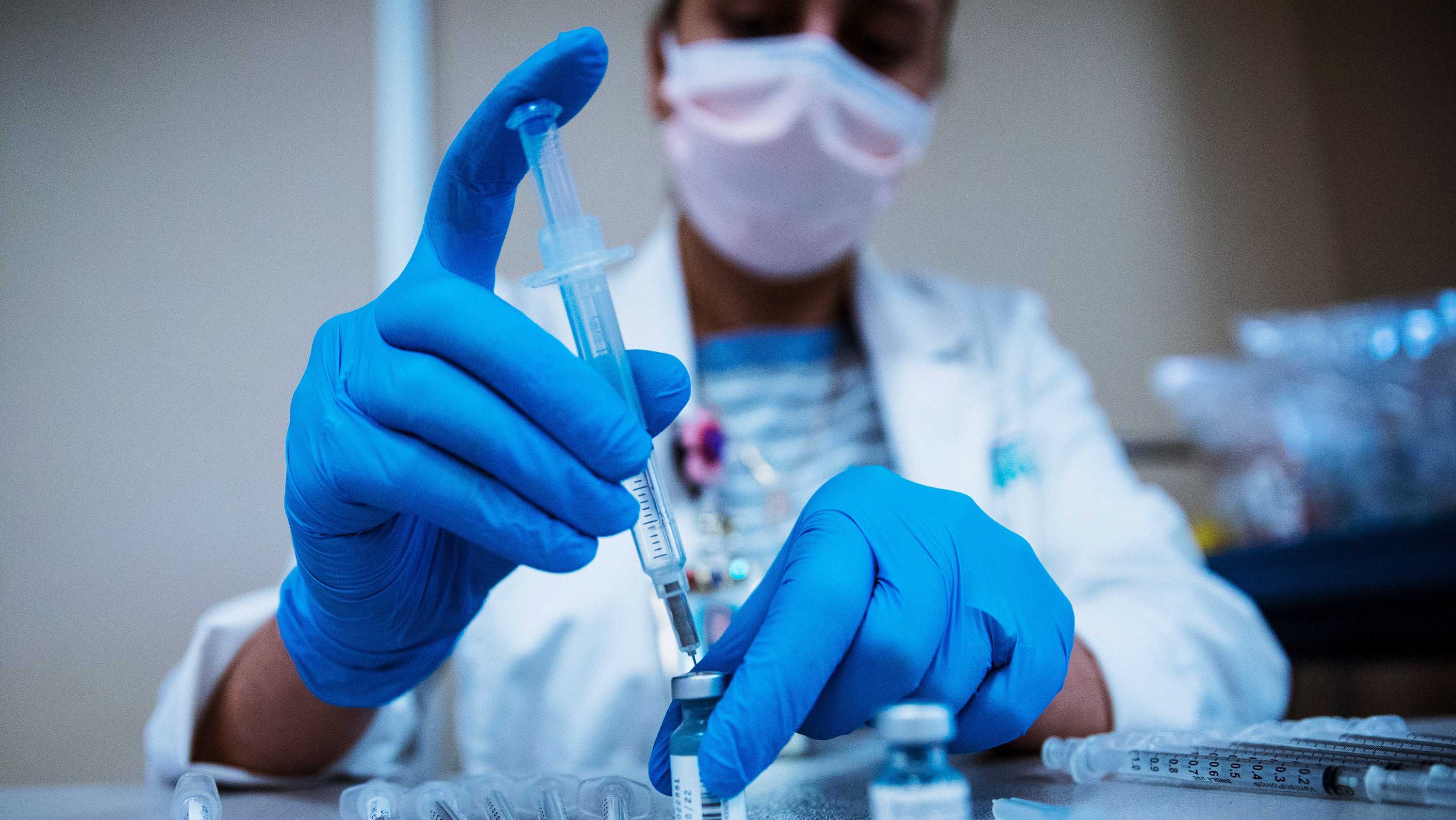 Health expert says not getting vaccinated against COVID-19 is like driving while intoxicated - Vimarsana News