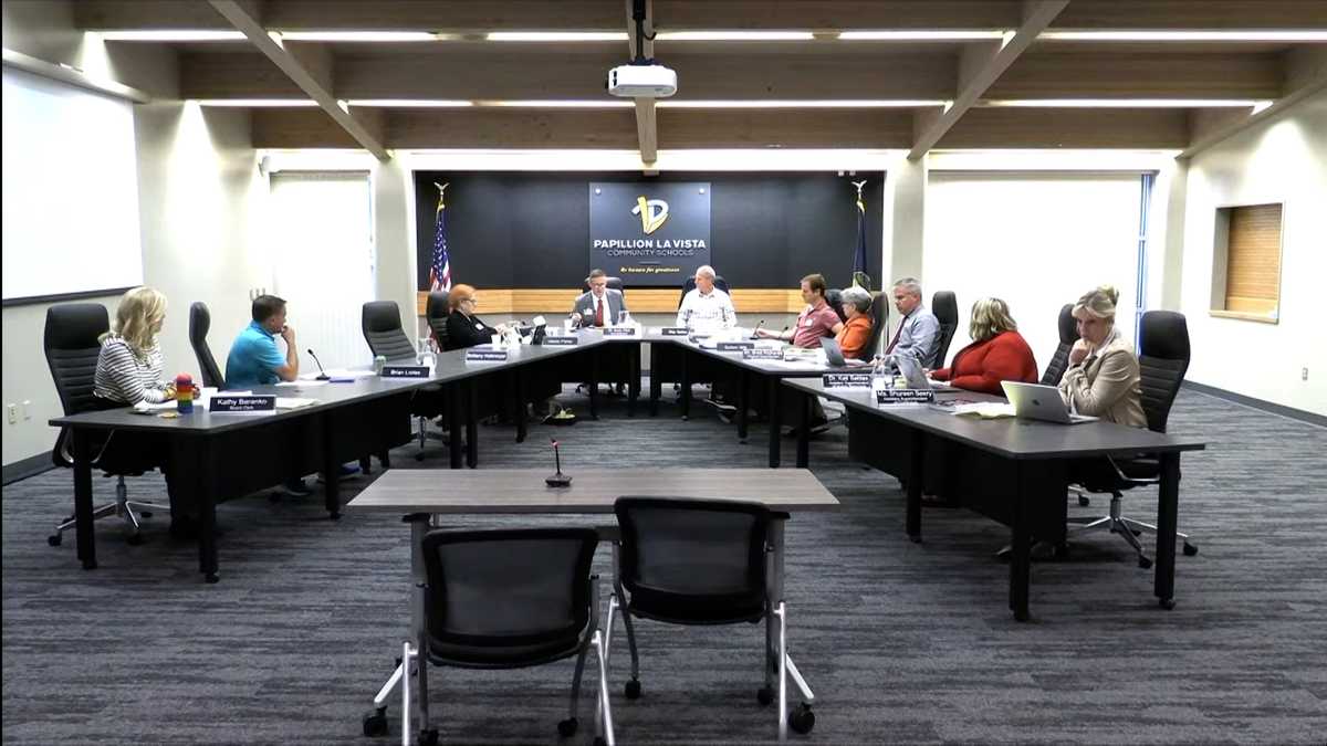 Papillion La Vista Schools lays out plan to fill board position