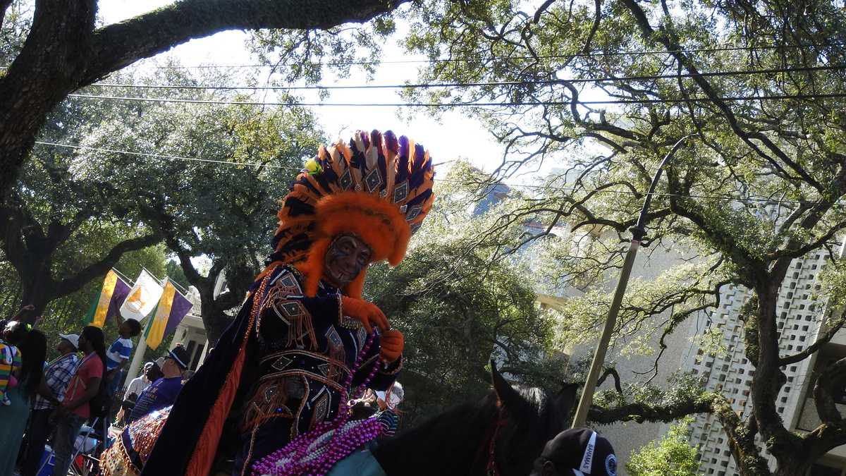 Miss out on the first weekend of Uptown parades? Check out these photos!