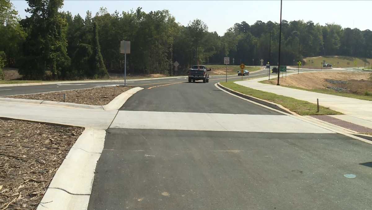 Shortcut alternative to Woodruff Road opens in Greenville