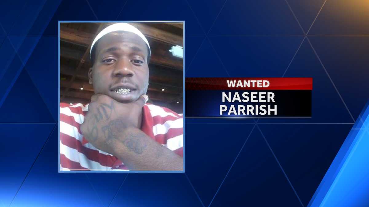 Garden City Police searching for armed robbery suspect