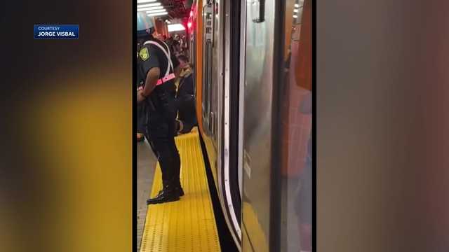 MBTA Orange Line passenger gets stuck in gap between platform, subway - Vimarsana News