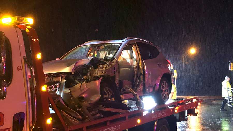 2 injured in PAT buscar collision in McKeesport