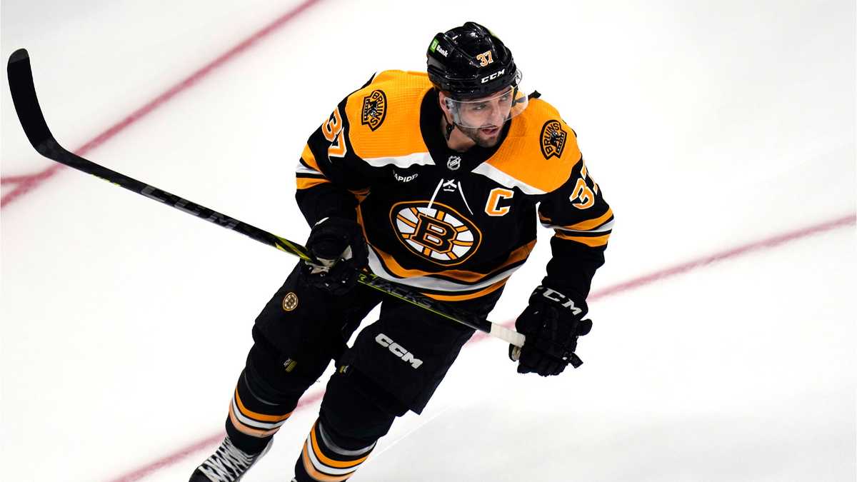 Bruins captain Bergeron plays, scores in Game 5 against Panthers