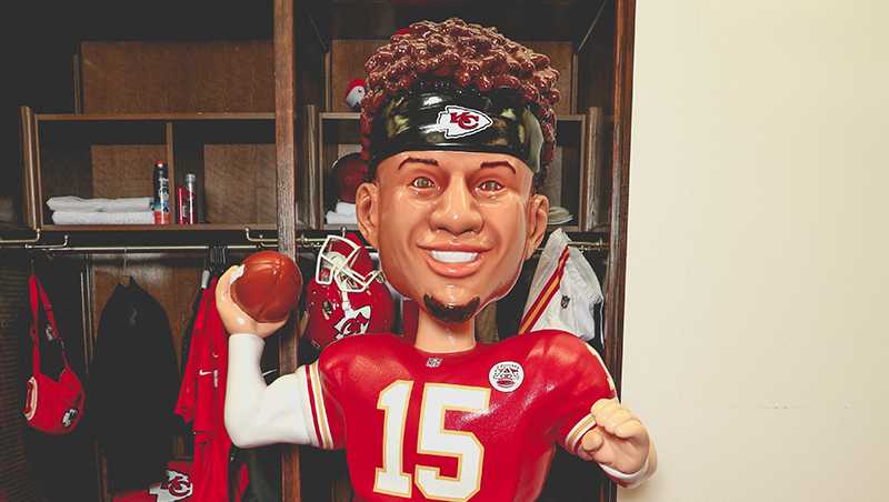 Kansas City Chiefs Mahomes #15 Big Ticket Series NFL Bobblehead