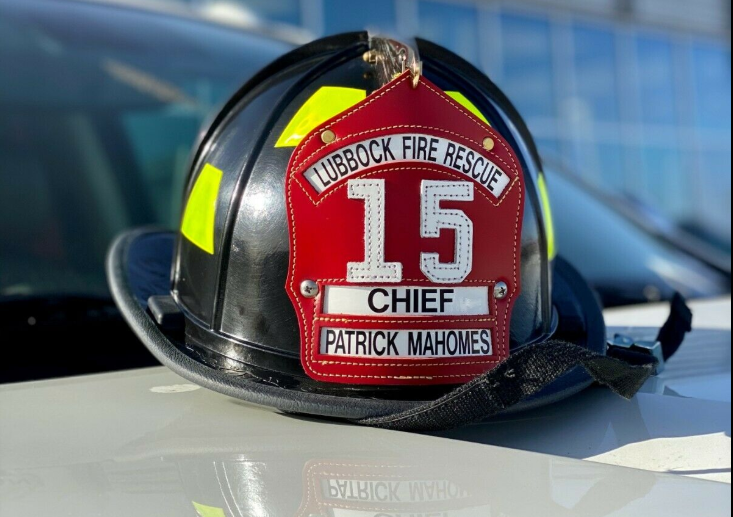 Mahomes auctioning fire helmet 