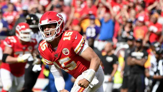 Report: Patrick Mahomes restructures contract, will save Chiefs millions - Vimarsana News