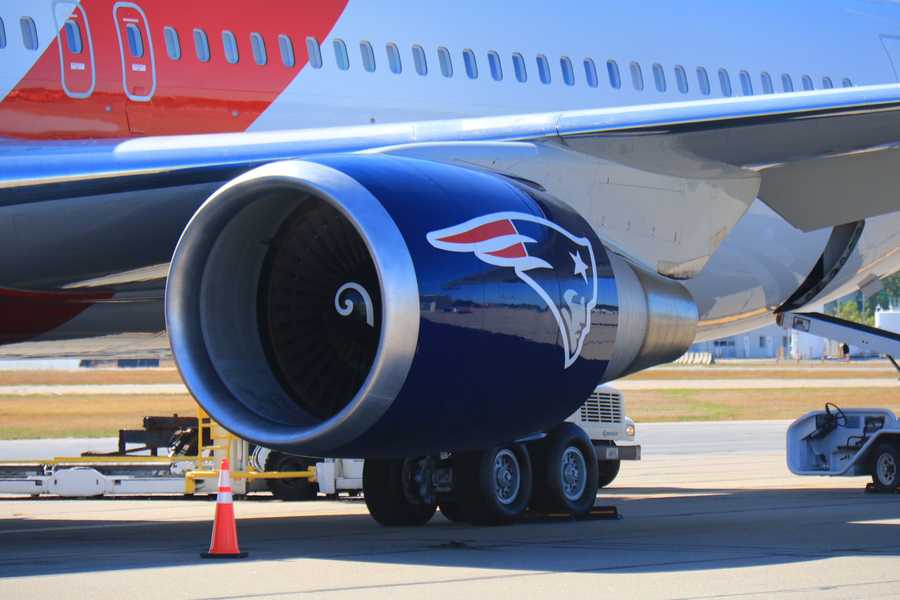 Flying in style! New England Patriots show off customized Boeing 767