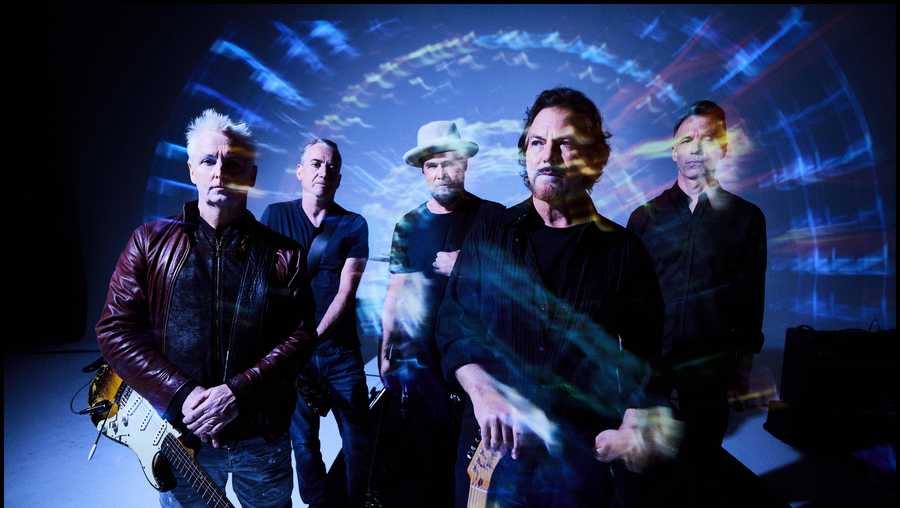 Pearl Jam bringing Dark Matter World Tour to Boston's Fenway Park in