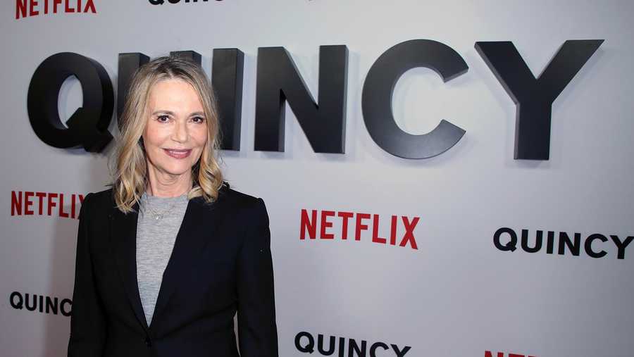 'Mod Squad' and 'Twin Peaks' star Peggy Lipton dies at 72