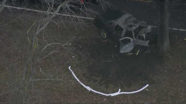 Driver dead after pick-up truck crashes into tree, catches fire - Vimarsana News