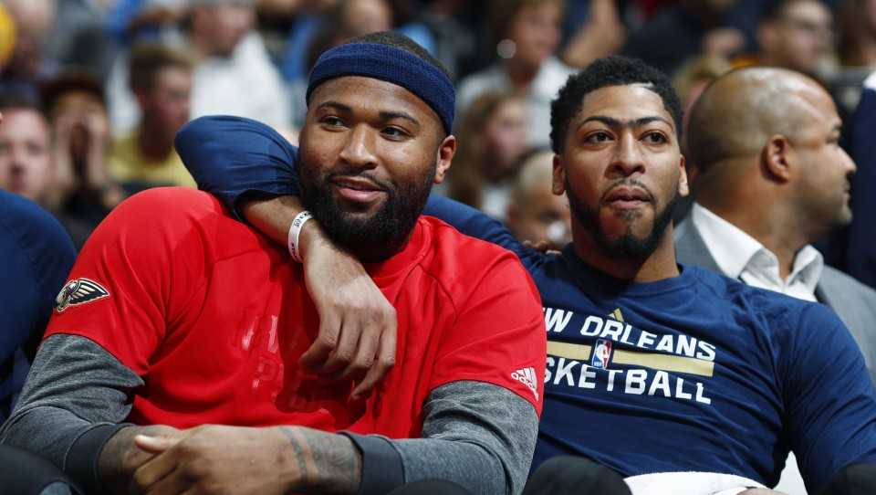 New Orleans Pelicans players visit Tickfaw haunted house